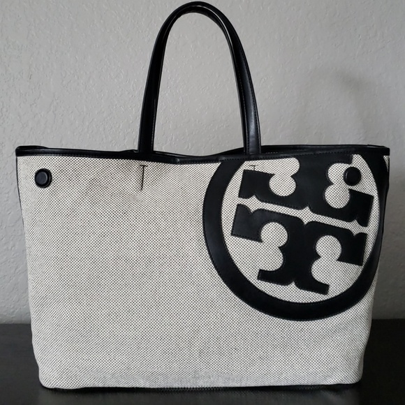 Tory Burch Handbags - 🌟EUC Tory Burch Lonnie Canvas & Leather Tote